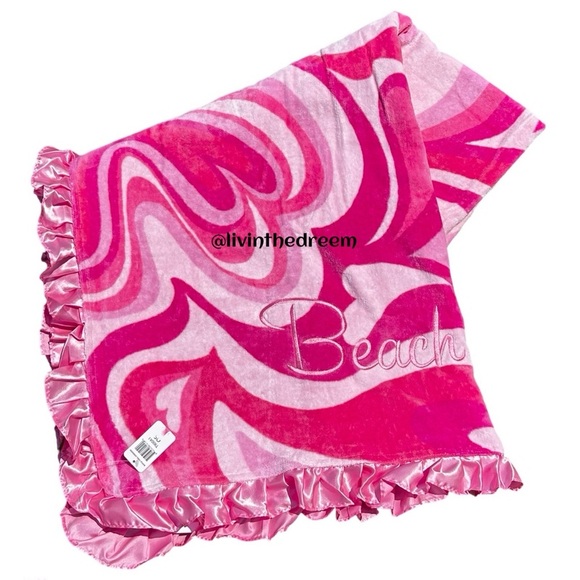 Beach Bunny Pink Swirl Heart Multi Beach Towel - Picture 5 of 7